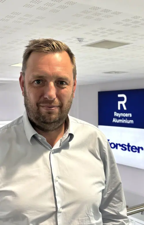Premier League – Top Job For Jim Smith