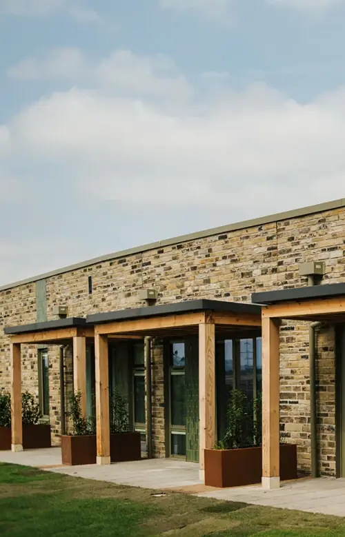 A Huge Helps At Hospice – Morley Glass Donates IGUs & Blinds