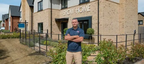 MG Windows Takes To Decorio & Timberlook
