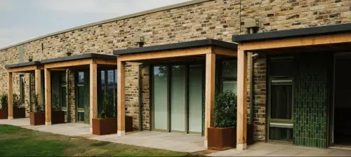 New Inpatient Unit at Overgate Hospice featuring glazing and motorised integral blinds donated by Morley Glass.