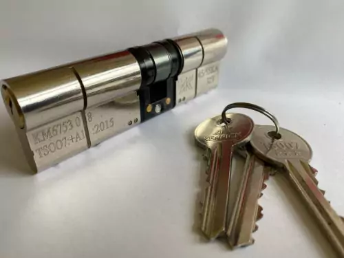 3-Star Cylinder Is Six Times Anti