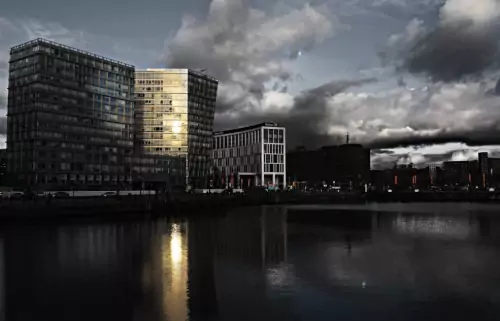 It’s, It’s A Building Blitz